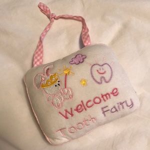 Tooth fairy pillow, hanging with tooth pocket
